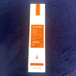 SICILIAN LIGHT, PLUMP + ILLUMINATE SERUM. NEW IN BOX.